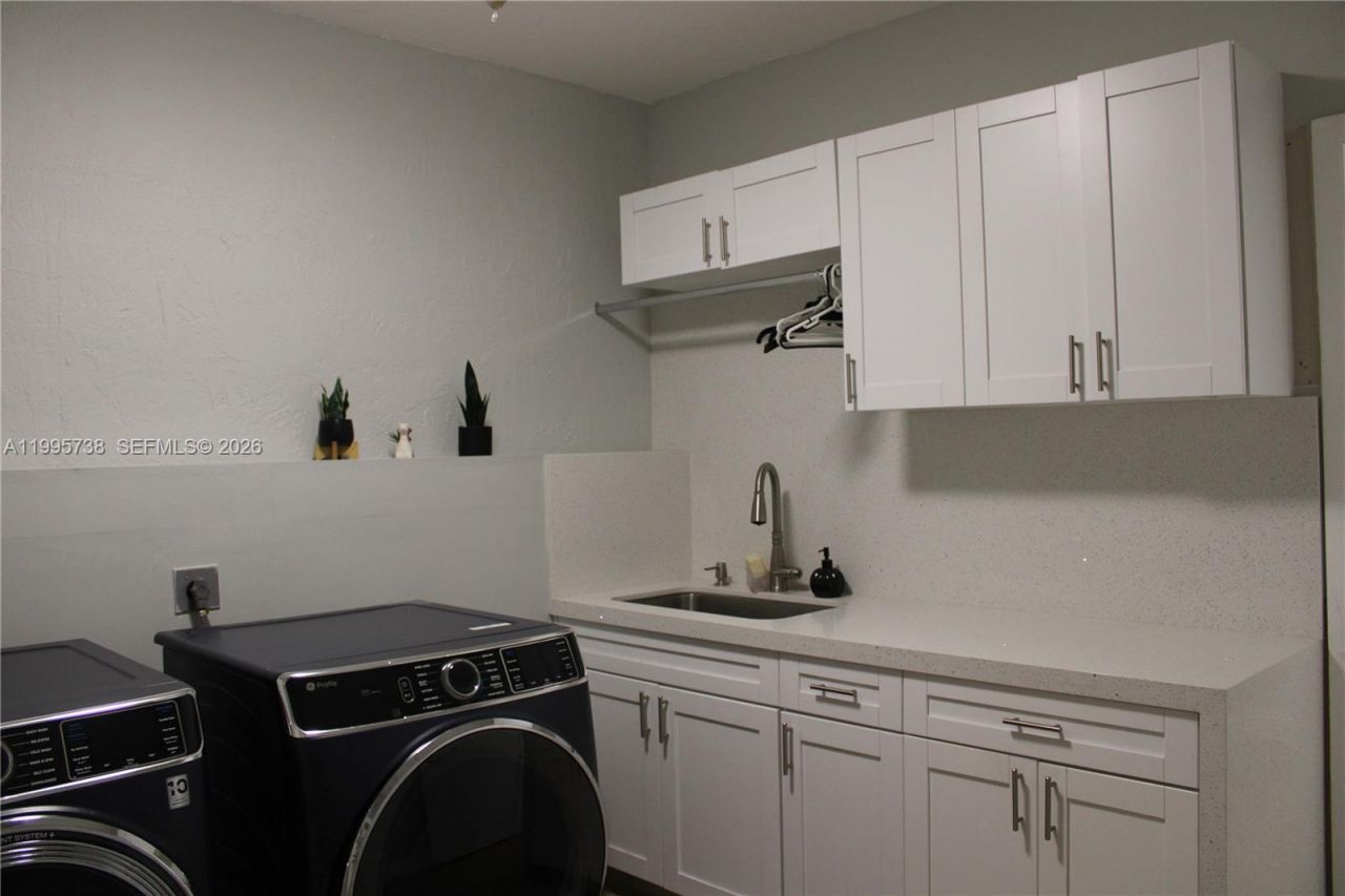 4931 SW 167th Ave, Southwest Ranches, FL 33331 Photo