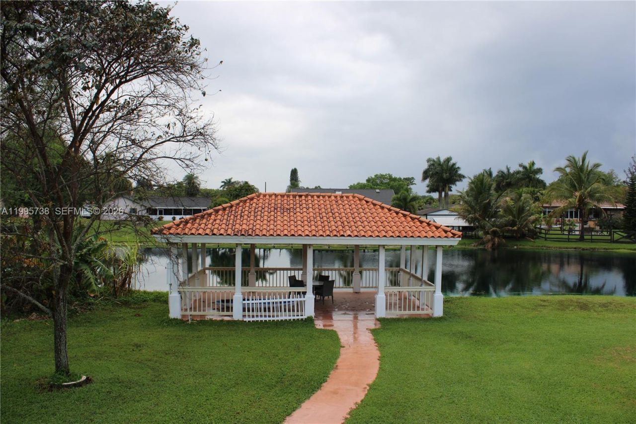 4931 SW 167th Ave, Southwest Ranches, FL 33331 Photo