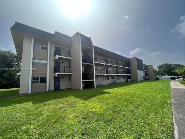 7820 S Colony Cir S , Unit 301, Tamarac, FL 33321