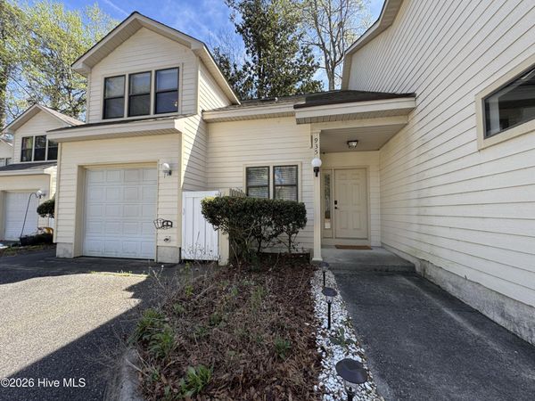 935 Birch Creek Drive, Wilmington, NC 28403