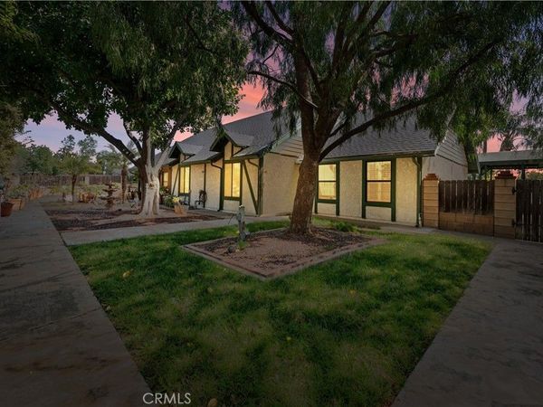 16872 Iris, Riverside, CA 92504