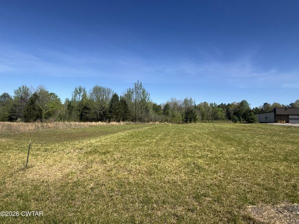 59 Kenworth Boulevard , Jackson, TN 38305