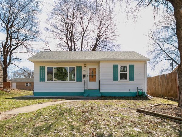 1220 Conway Street , Saint Paul, MN 55106