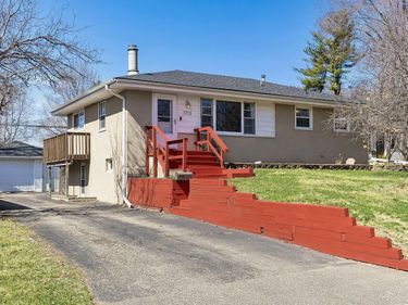 1713 Independence Avenue N, Golden Valley, MN 55427