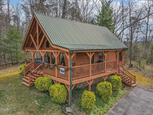2062 Bird Ridge Road, Sevierville, TN 37876