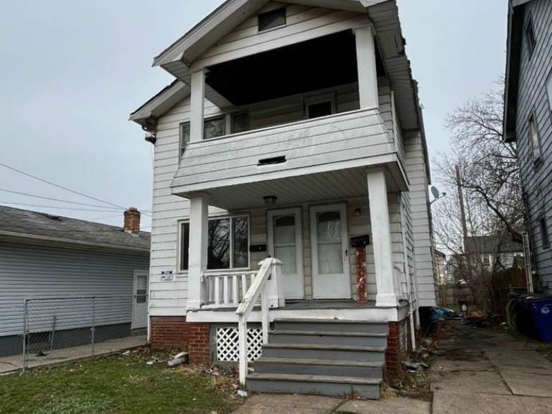 3993 W 23rd Street, Cleveland, OH 44109 Photo 2