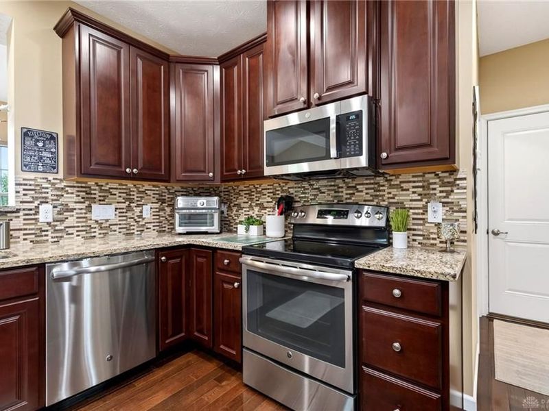 10230 Morgan Grey Court, Washington Township, OH 45458 Photo 12