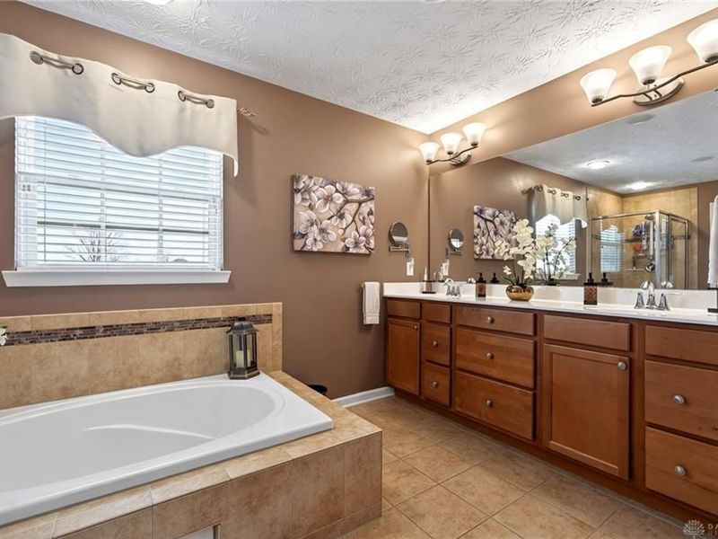 10230 Morgan Grey Court, Washington Township, OH 45458 Photo 23