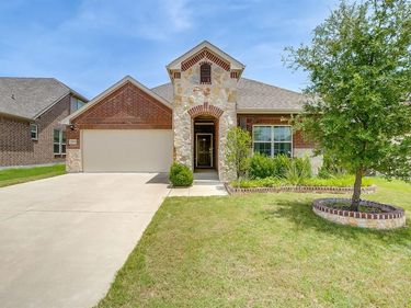 5804 Coppermill Road, Fort Worth, TX 76137