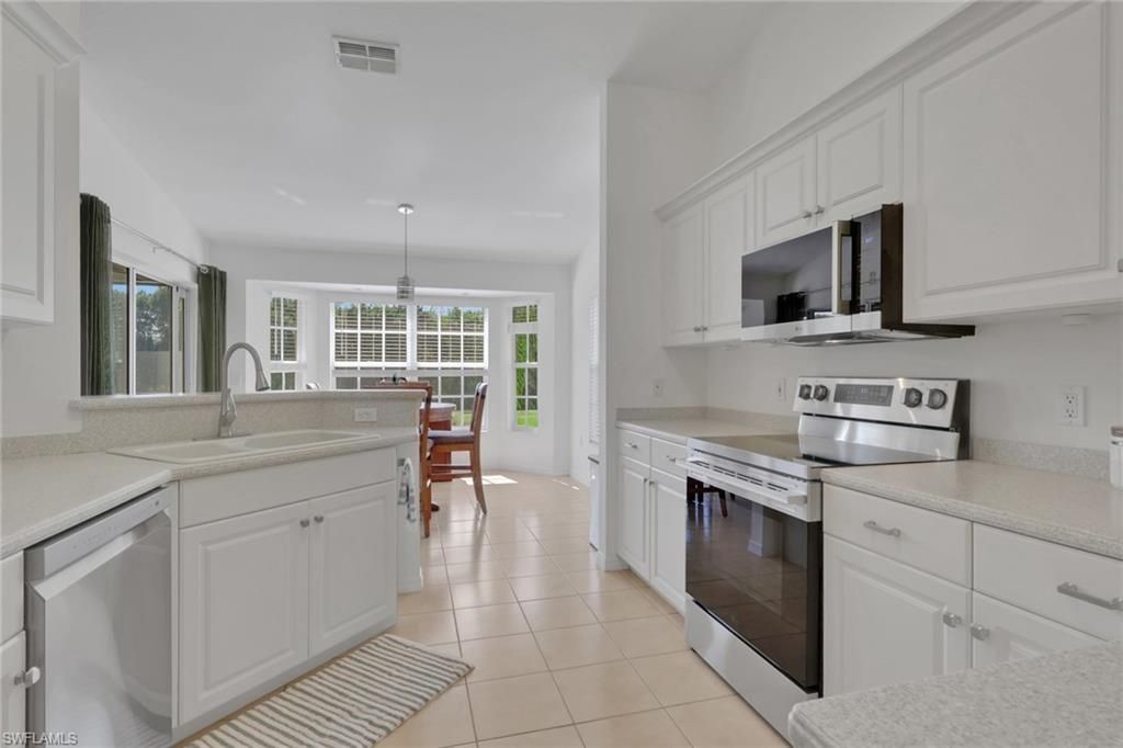 20300 Calice Ct, Unit 1104, Estero, FL 33928 Photo