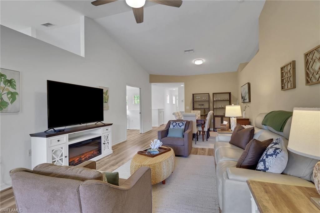 20300 Calice Ct, Unit 1104, Estero, FL 33928 Photo