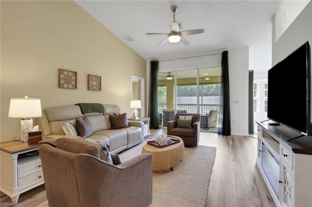 20300 Calice Ct, Unit 1104, Estero, FL 33928 Photo