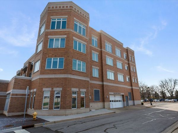 1 S Lincoln Avenue , Unit 311, Lombard, IL 60148