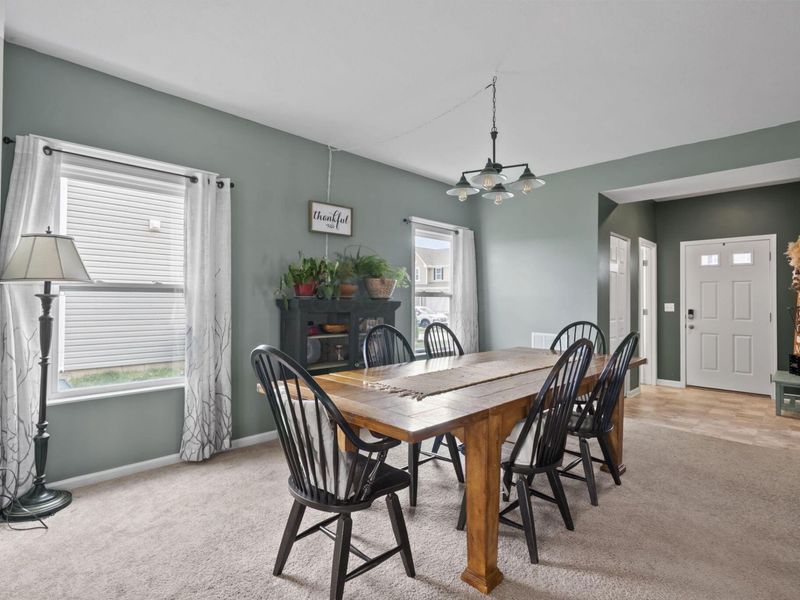 5316 Karst Circle, Ashville, OH 43103 Photo 13