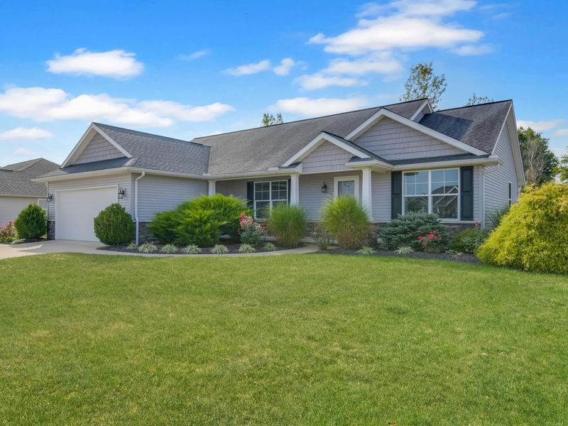 48 Struble Circle , Fredericktown, OH 43019 Photo 2