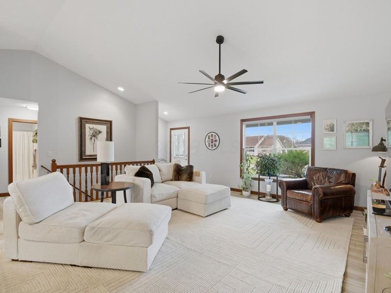 48 Struble Circle , Fredericktown, OH 43019 Photo 4