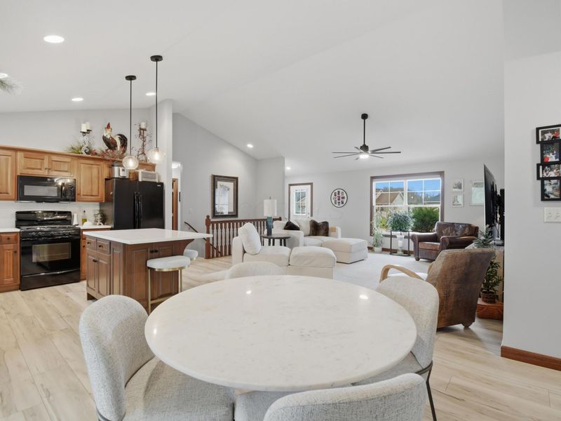 48 Struble Circle , Fredericktown, OH 43019 Photo 6