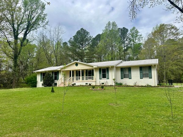 409 S LOWELL Rd, Jasper, AL 35503