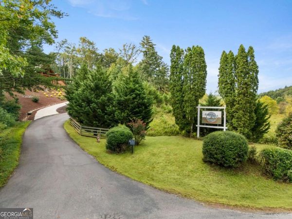 1396 Deerfield Road, Young Harris, GA 30582