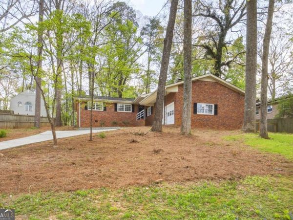 86 Pioneer Trail, Marietta, GA 30068