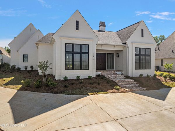 214 Welchshire Drive, Madison, MS 39110