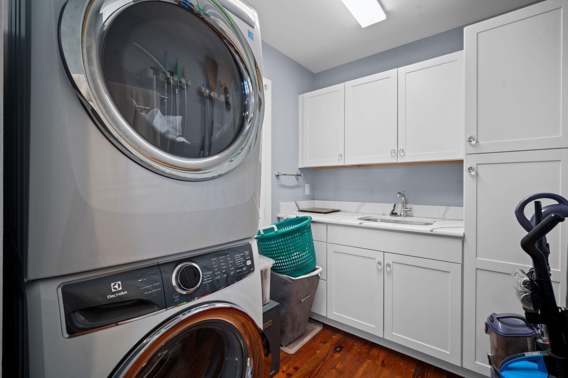 1307 Bay Street Photo 37