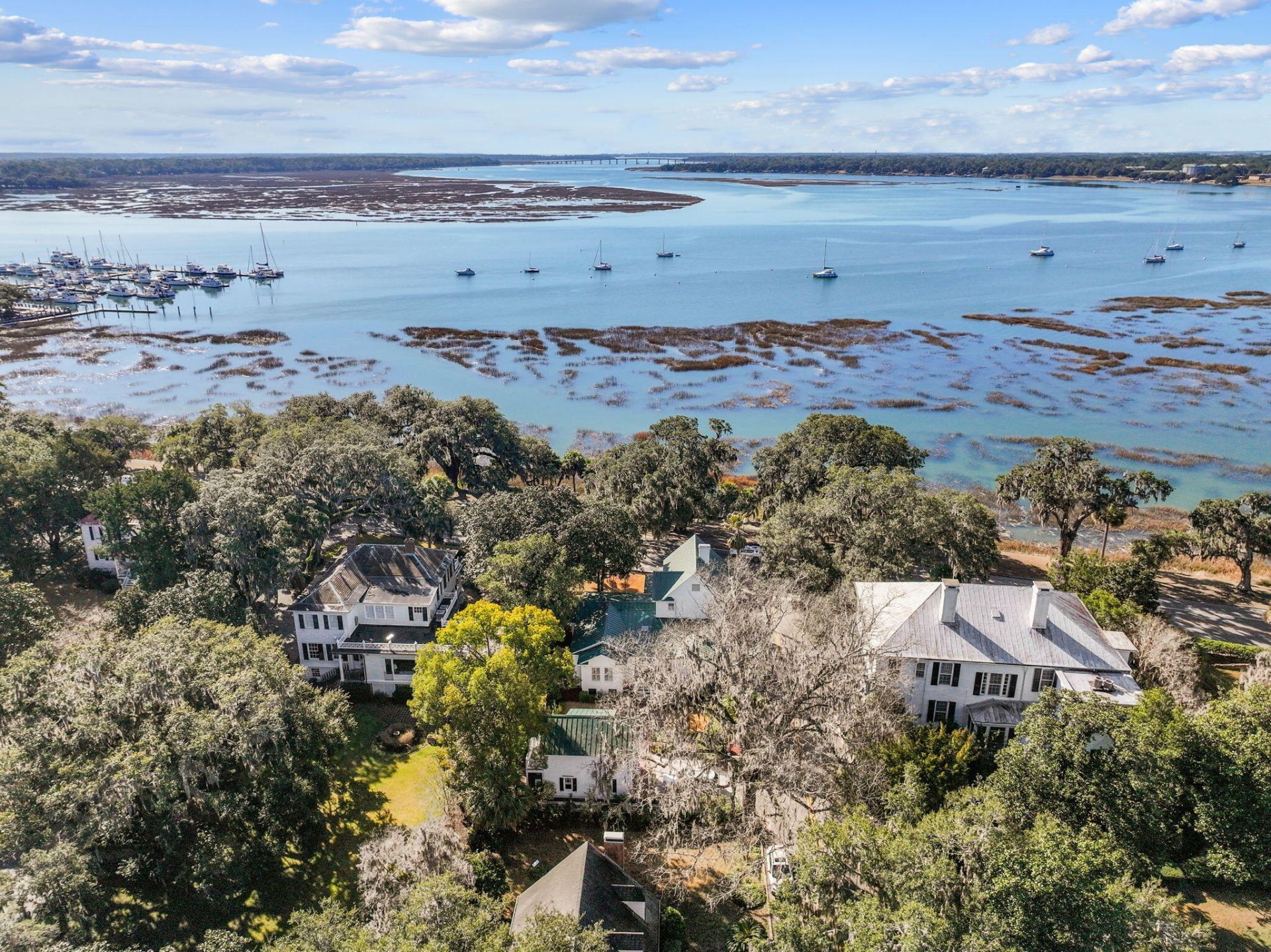 1307 Bay Street Photo 8