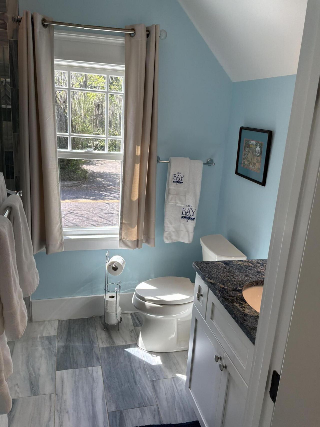 1307 Bay Street Photo 93