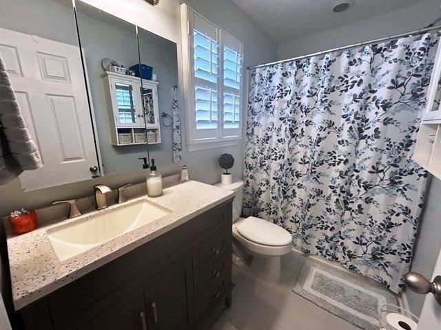 449 Irees Way Photo 7