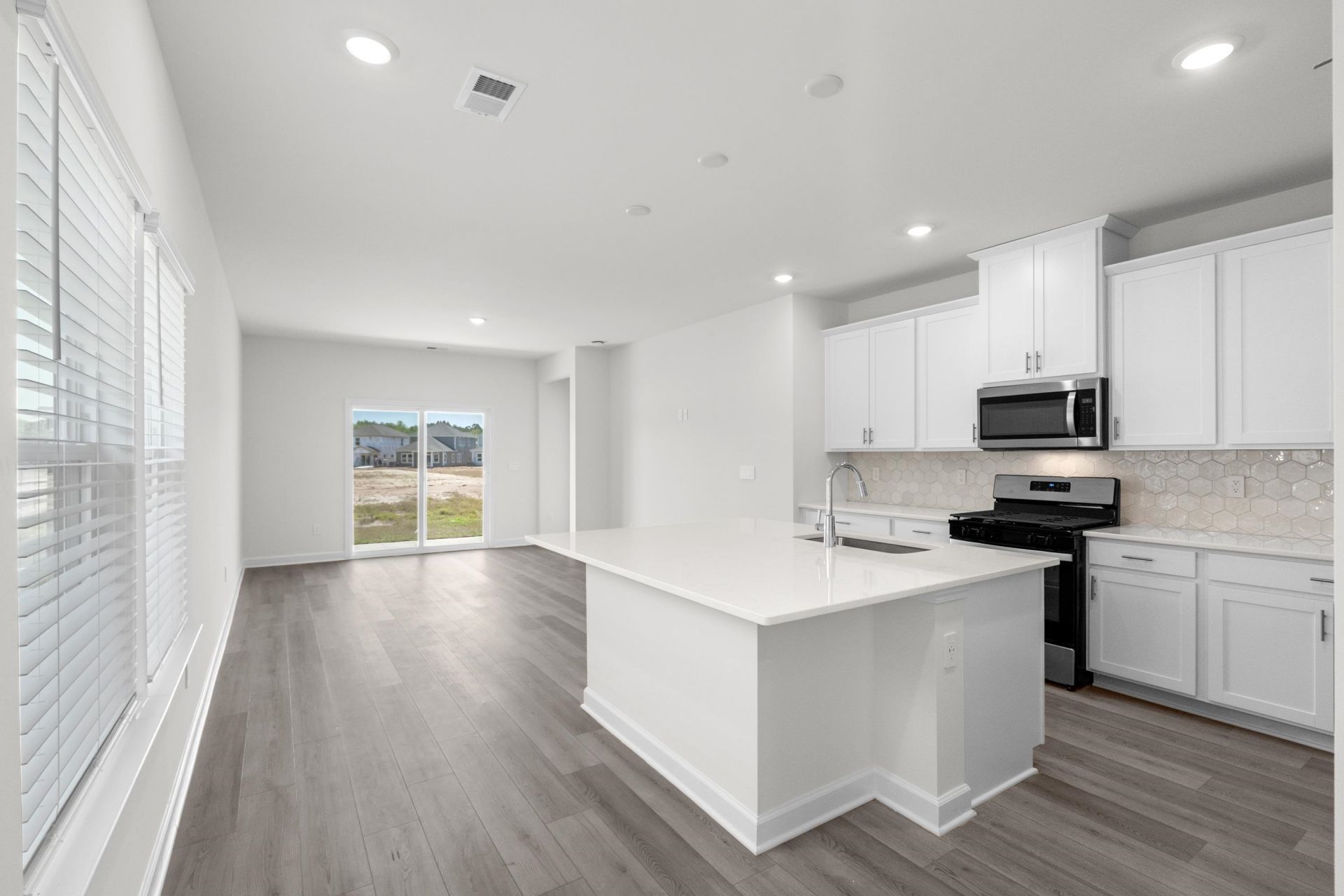 694 Cypress Preserve Circle Photo 7