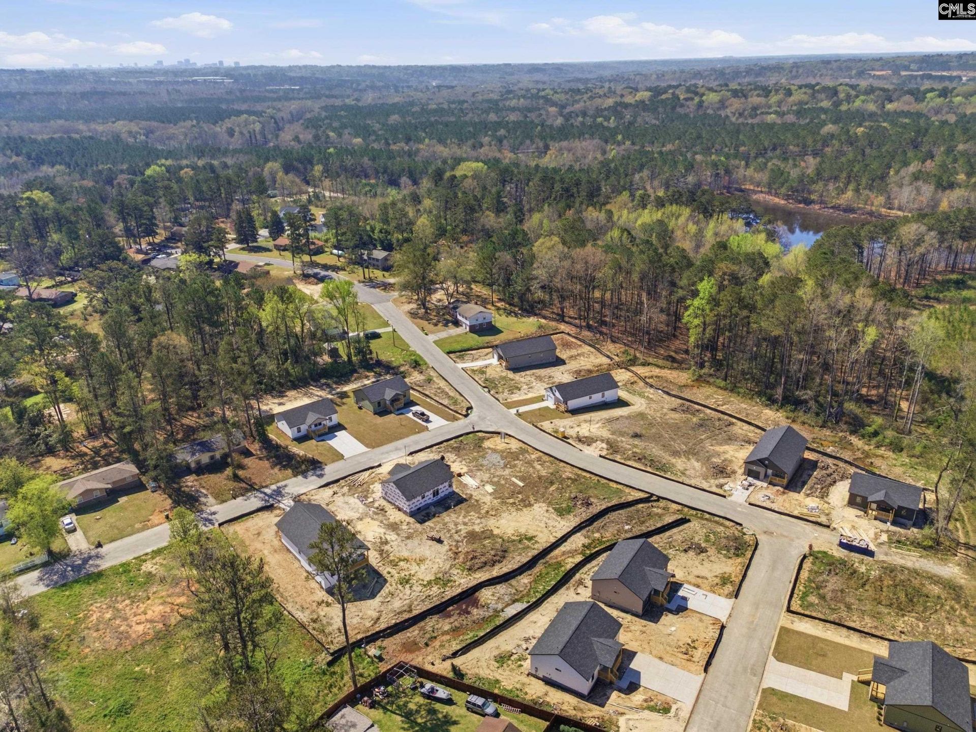 318 Lincolnshire Square Photo 24