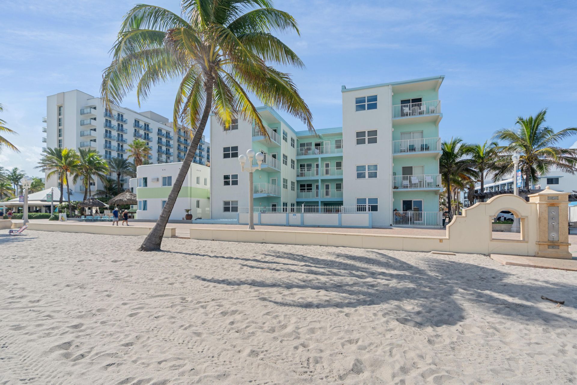 2600 N Surf Road, Unit 302, Hollywood, FL 33019 Photo