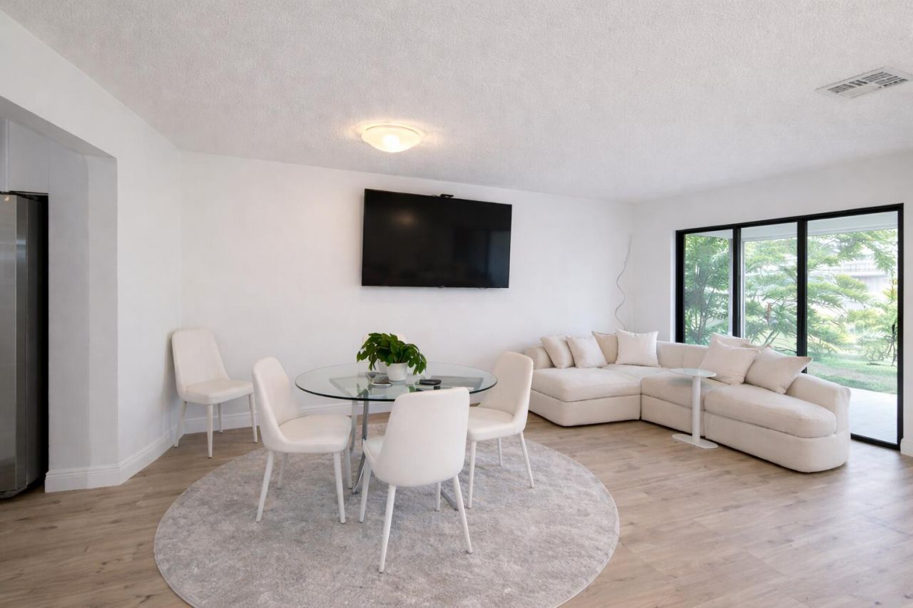 4 Westgate Lane, Unit 4c, Boynton Beach, FL 33436 Photo