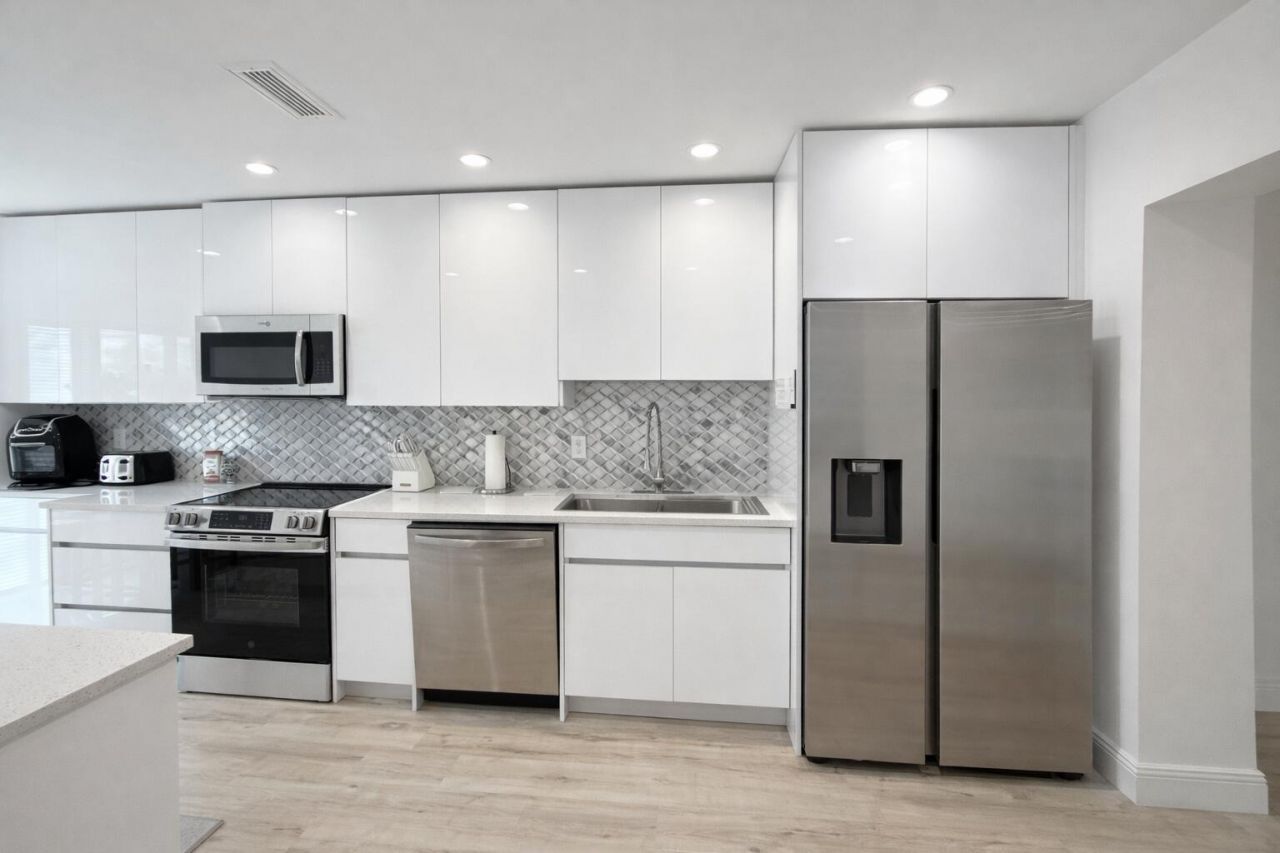 4 Westgate Lane, Unit 4c, Boynton Beach, FL 33436 Photo