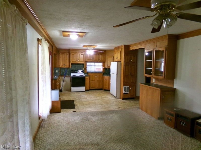 317 Mann Drive NE, Waynesburg, OH 44688 Photo 18