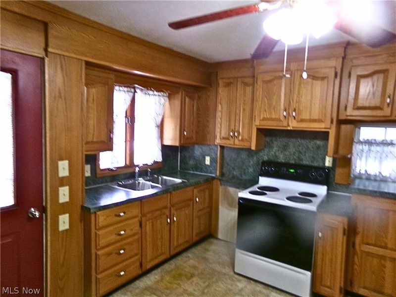 317 Mann Drive NE, Waynesburg, OH 44688 Photo 19