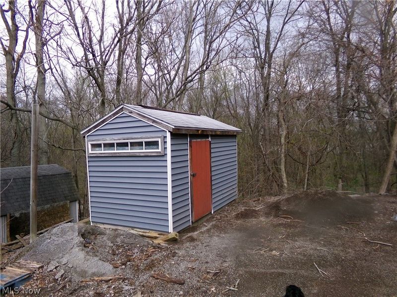 317 Mann Drive NE, Waynesburg, OH 44688 Photo 4