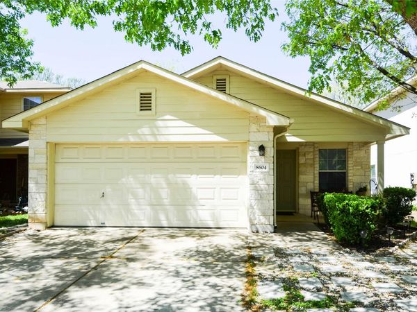 8604 Dittmar Oaks DR, Austin, TX 78748