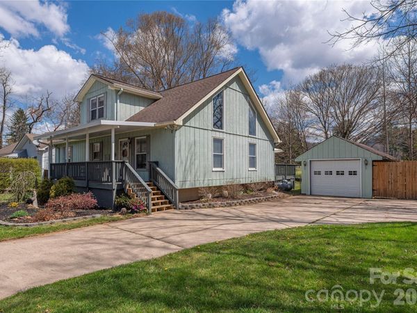 209 Browning Road , Waynesville, NC 28786