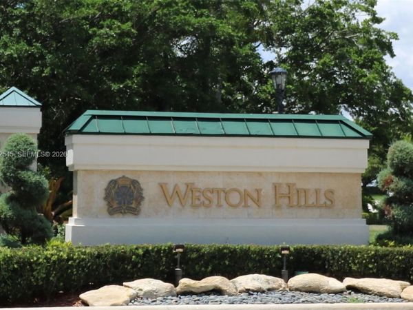 2686 Palmer Pl, Weston, FL 33332