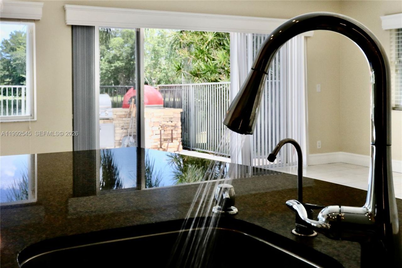 2686 Palmer Pl, Weston, FL 33332 Photo