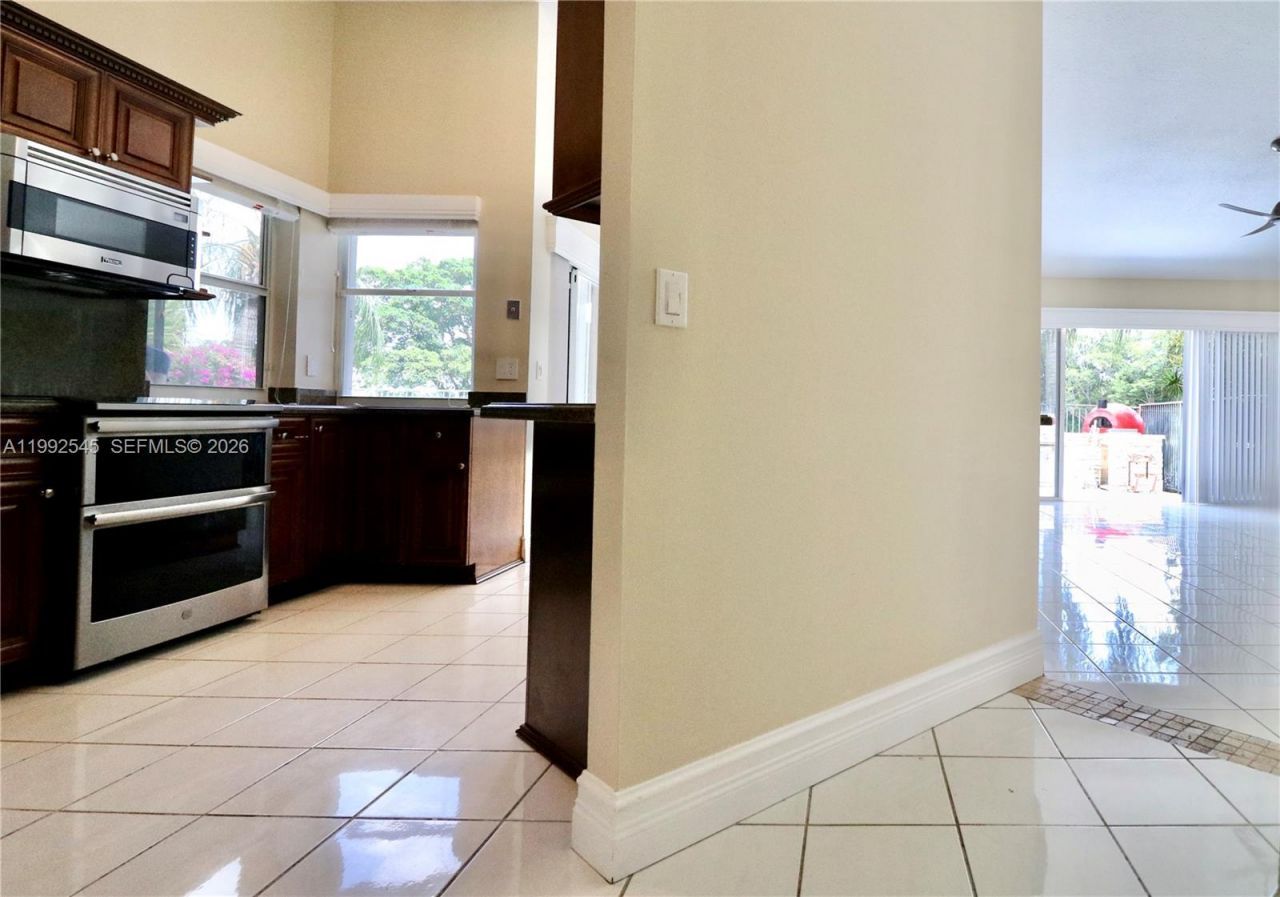 2686 Palmer Pl, Weston, FL 33332 Photo