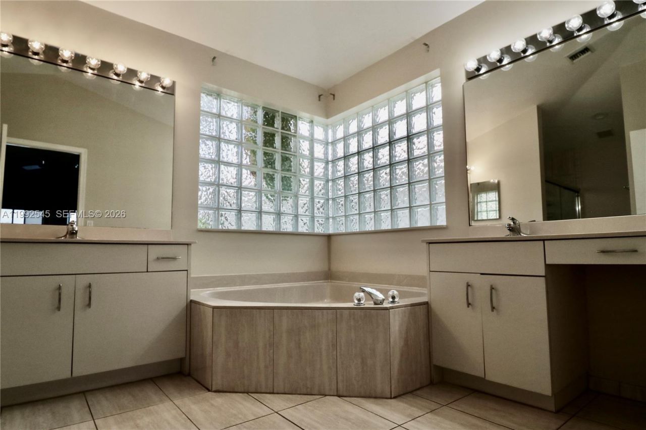 2686 Palmer Pl, Weston, FL 33332 Photo