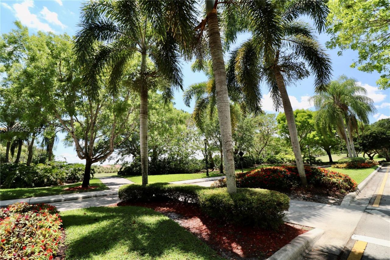 2686 Palmer Pl, Weston, FL 33332 Photo