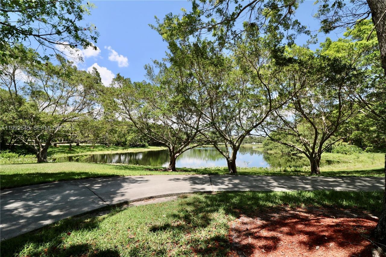 2686 Palmer Pl, Weston, FL 33332 Photo
