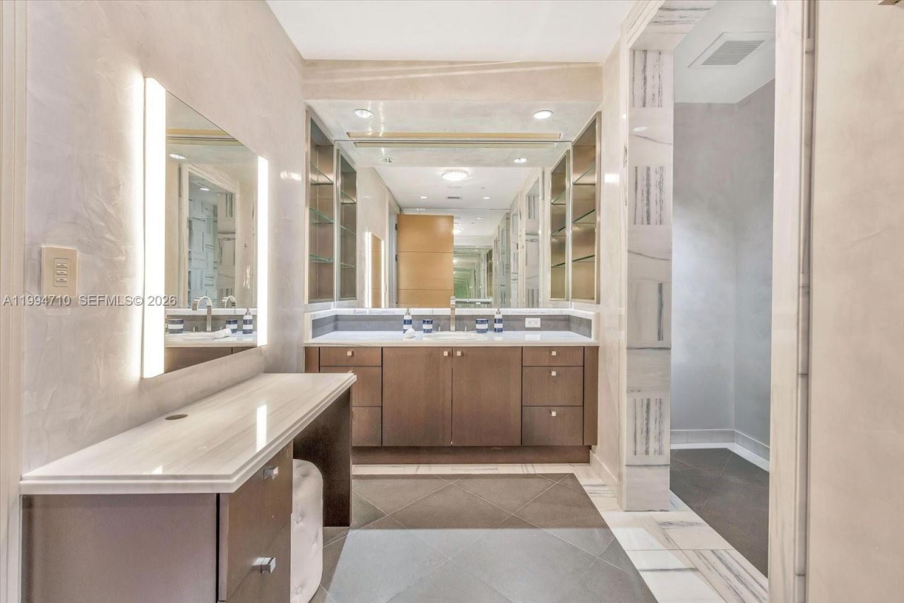 60 Edgewater Dr, Unit TS-A, Coral Gables, FL 33133 Photo