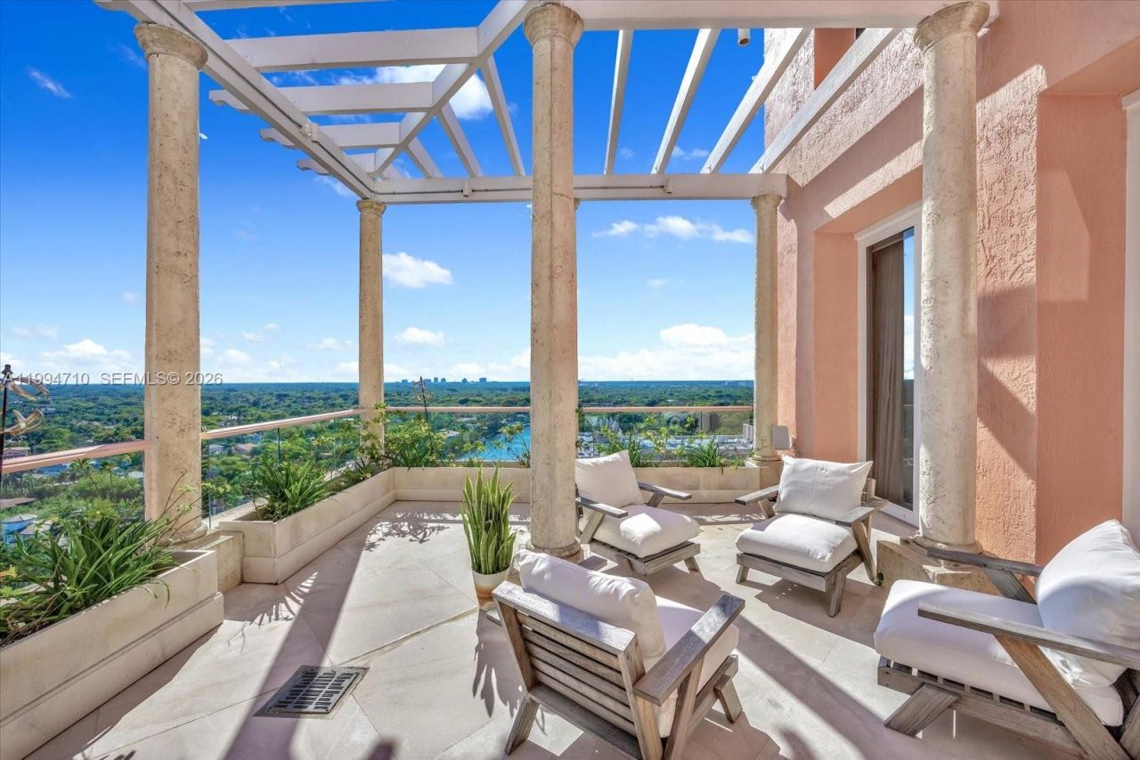 60 Edgewater Dr, Unit TS-A, Coral Gables, FL 33133 Photo