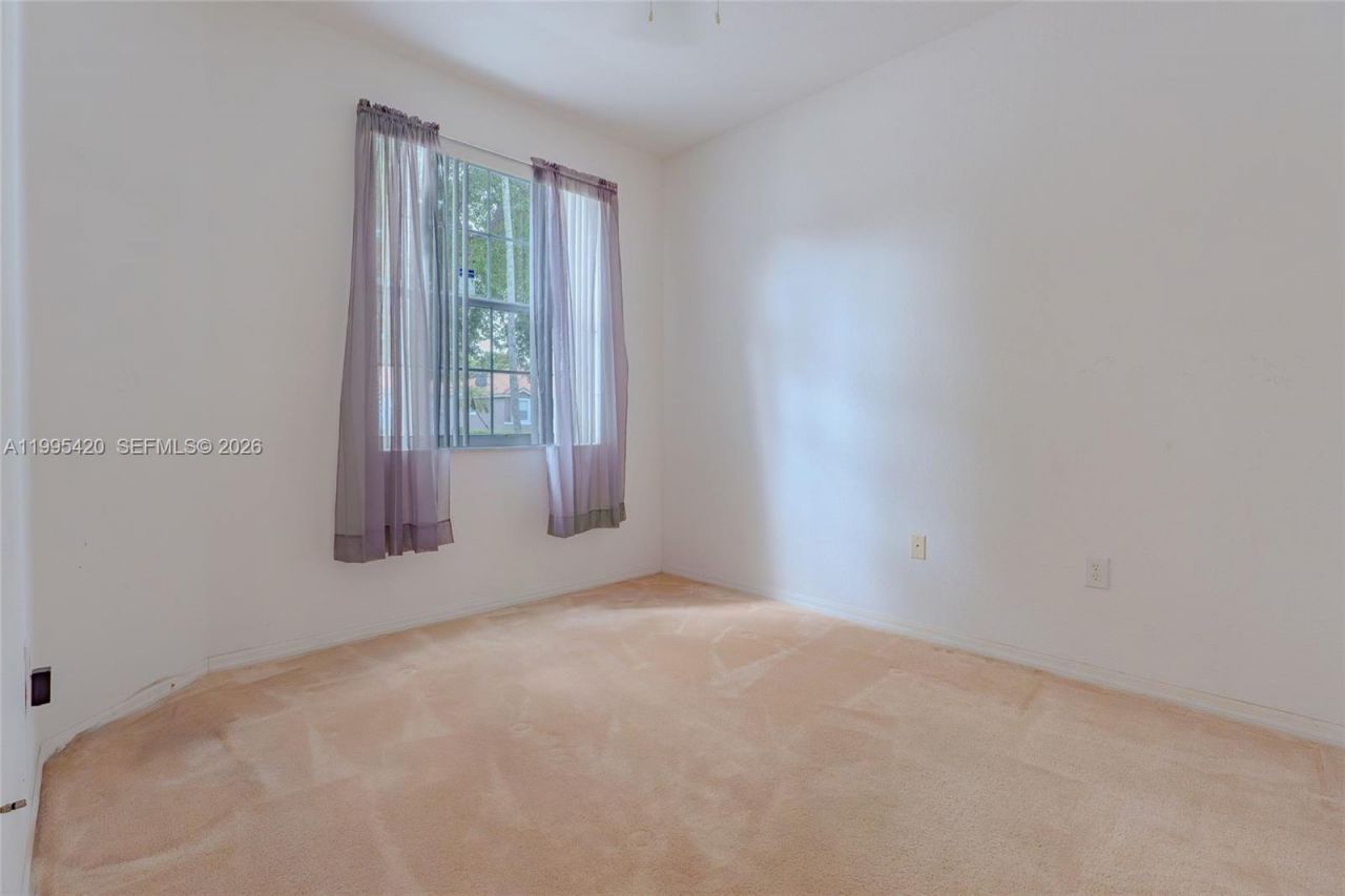 7501 S Aragon Blvd , Unit 4, Sunrise, FL 33313 Photo