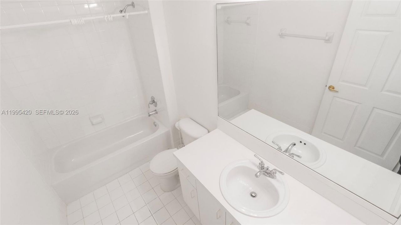 7501 S Aragon Blvd , Unit 4, Sunrise, FL 33313 Photo