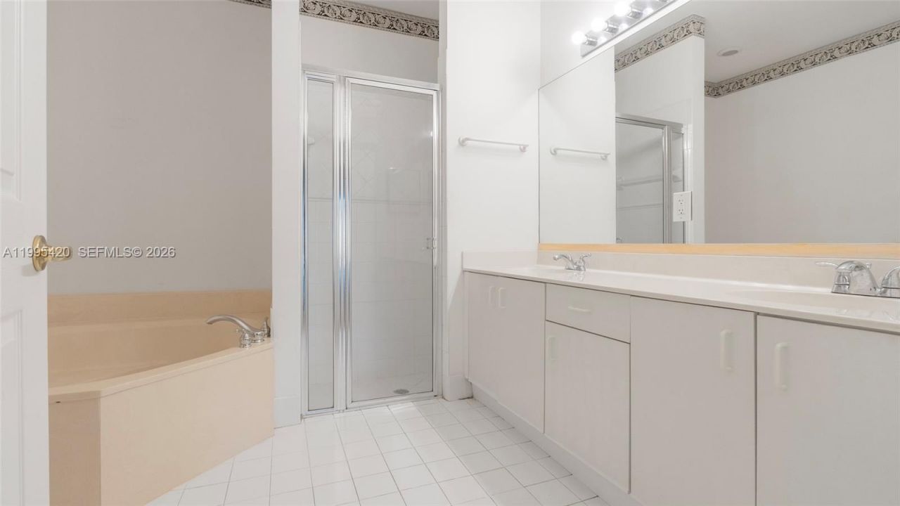 7501 S Aragon Blvd , Unit 4, Sunrise, FL 33313 Photo